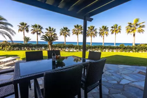 Platzia Beach Villas