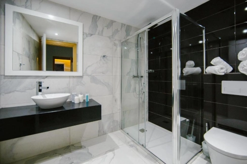 Qbic City Hotel