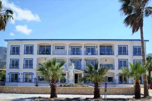 Queen Aphrodite Hotel