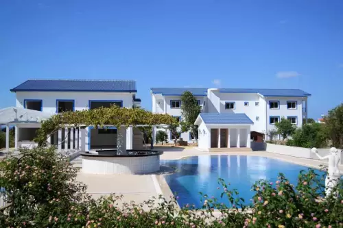 Queen Aphrodite Hotel