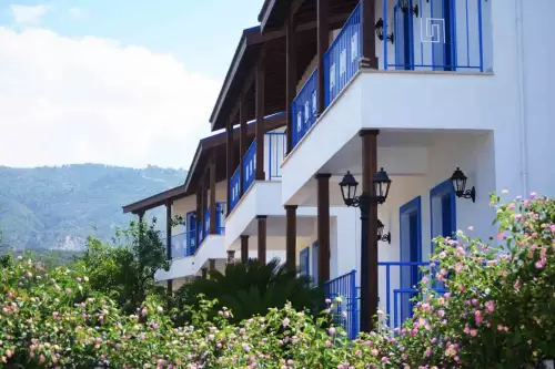 Queen Aphrodite Hotel