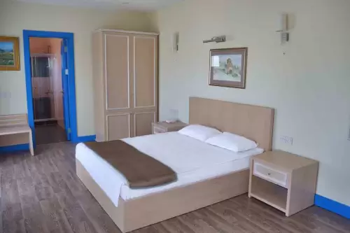 Queen Aphrodite Hotel