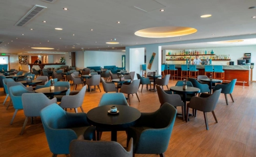 Queens Bay Hotel