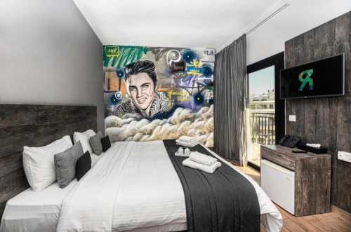 Rise Hotel