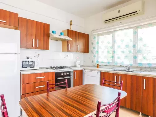 Rix Apartments