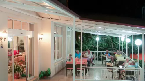 Sammy's Hotel