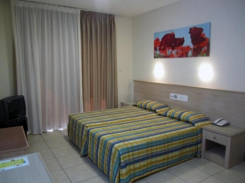 Senator Hotel Apartments