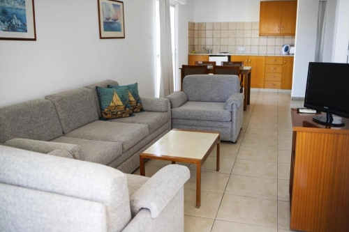 Sun Hall Beach Hotel Apts