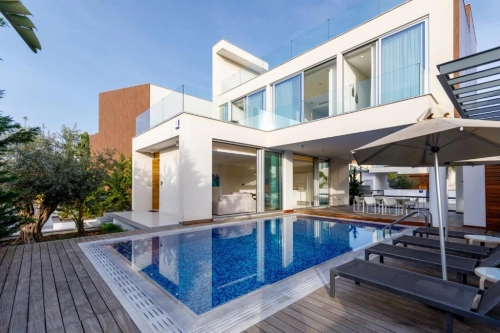 Sunrise Residences