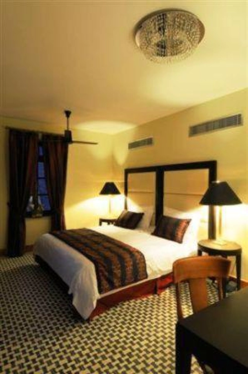The Library Hotel & Wellness Resort