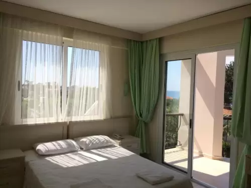 The Prince Inn Hotel & Villas