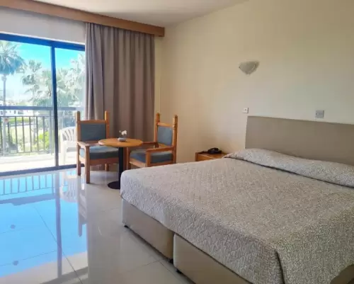 Veronica Hotel