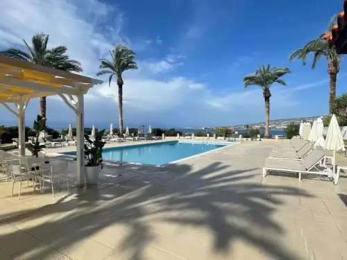 Vrachia Beach Resort