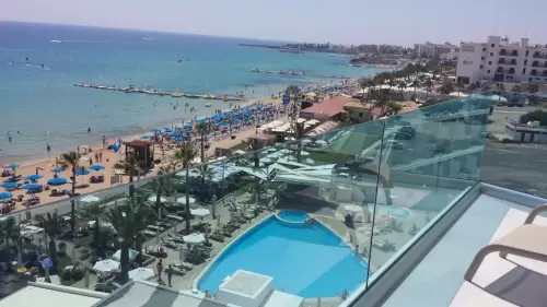 Vrissaki Beach Hotel