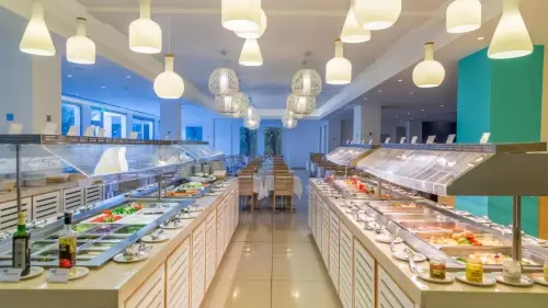 Vrissaki Beach Hotel