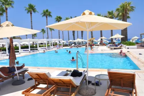 Vrissiana Beach Hotel