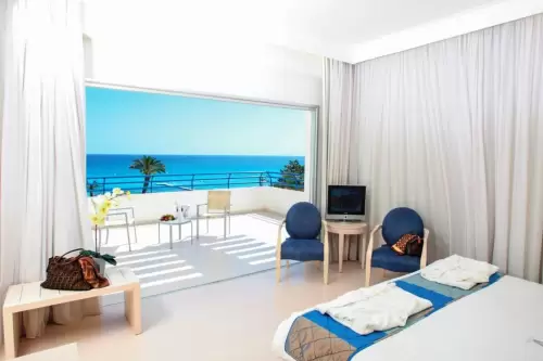 Vrissiana Beach Hotel
